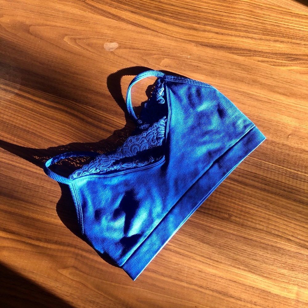 Bralette - Picture 2 of 6